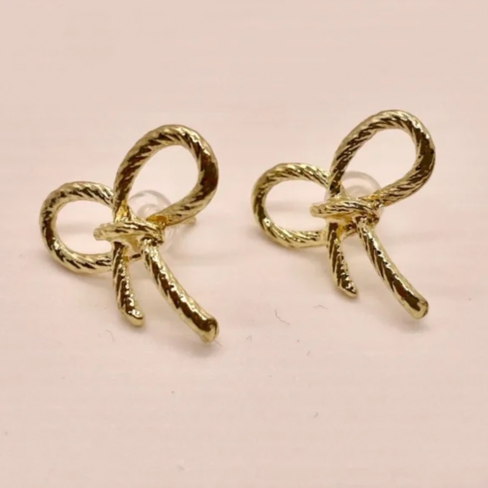 ❤️ FREE Bow Girly Chic Glam Trendy Soft Trendy Drop Modern Minimal Stud Earrings
